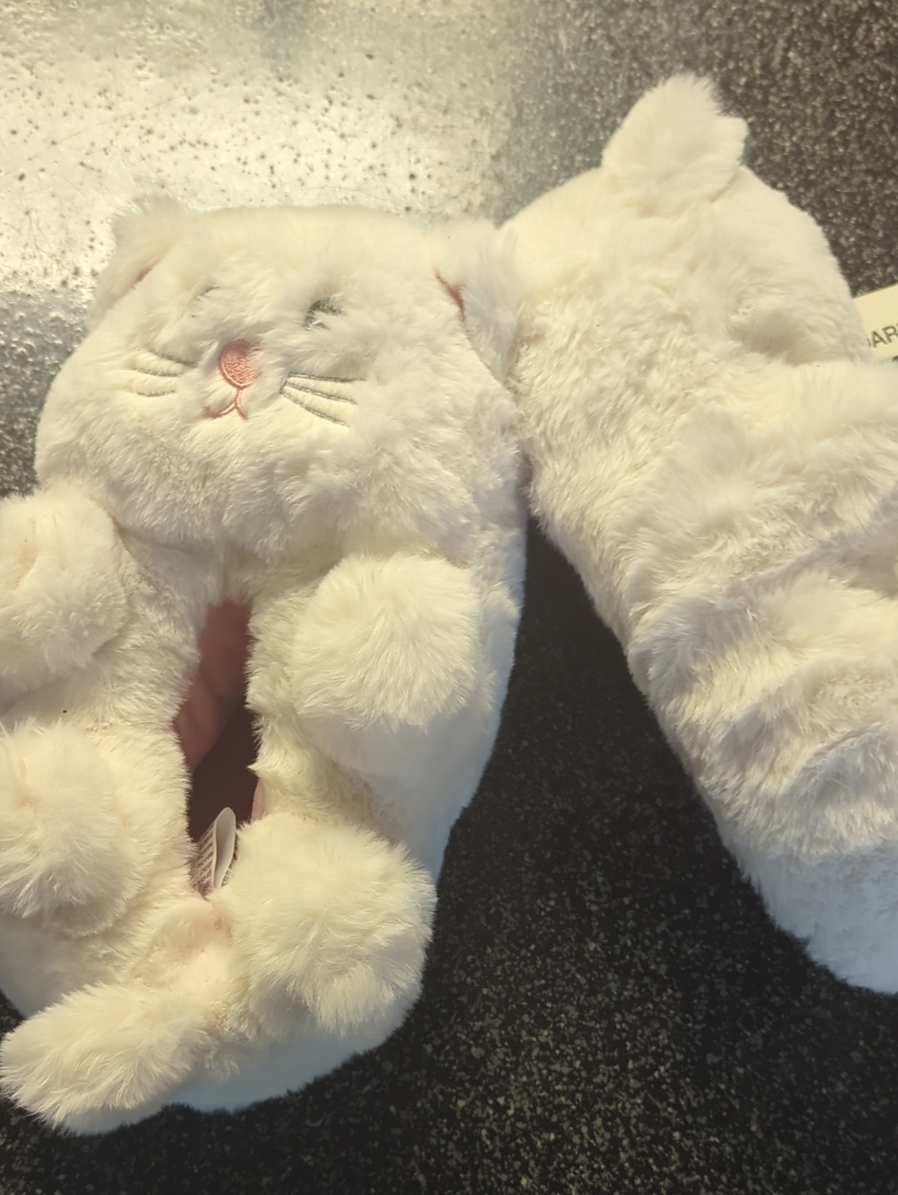 No Boundaries Cat Slippers Size 9-10